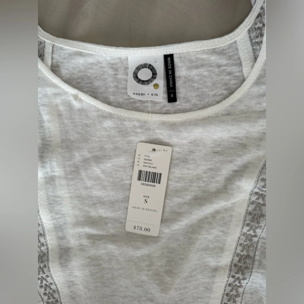 NWT Akemi + Kin Anthropologie Embroidered Linen Dolman Top Size S - Picture 10 of 10
